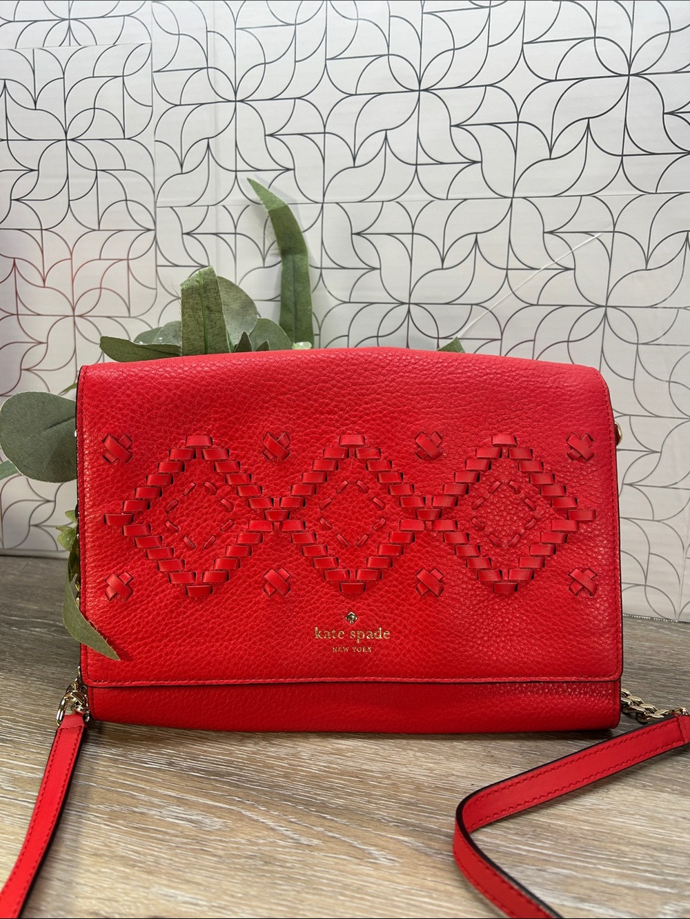 1860 kate spade Red woven crossbody 431860